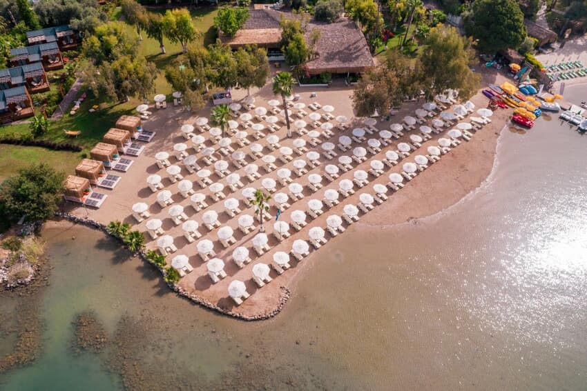 The Sugar Beach Club Hotel