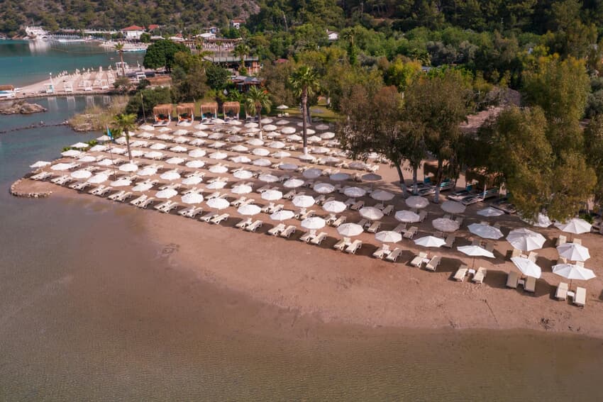 The Sugar Beach Club Hotel