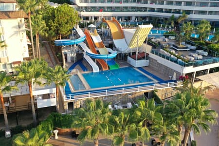 Eos Beach Resort (Ex. Crystal Land Of Paradise)