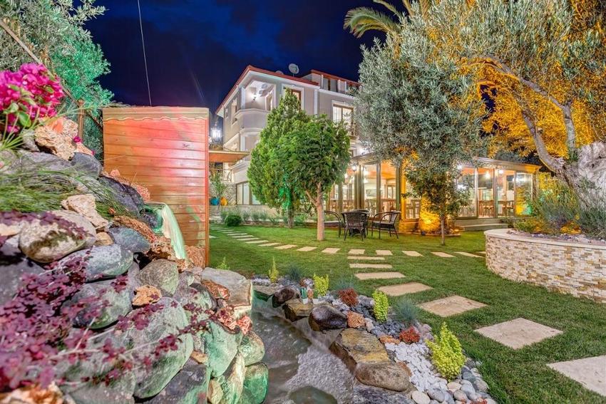 Özerbey Konağı Otel +13