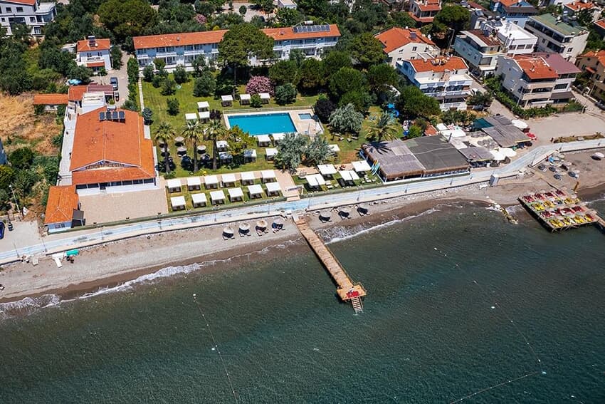 Palm Beach Otel Küçükkuyu