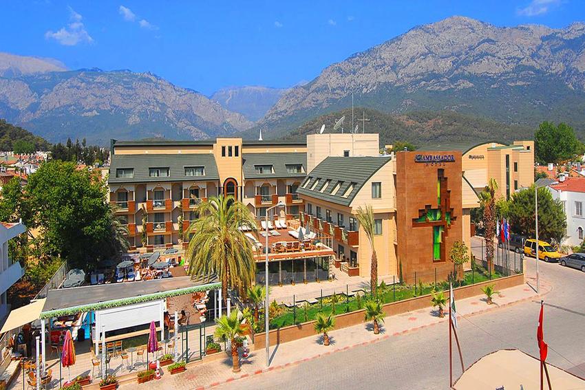 Ambassador Plaza Hotel	