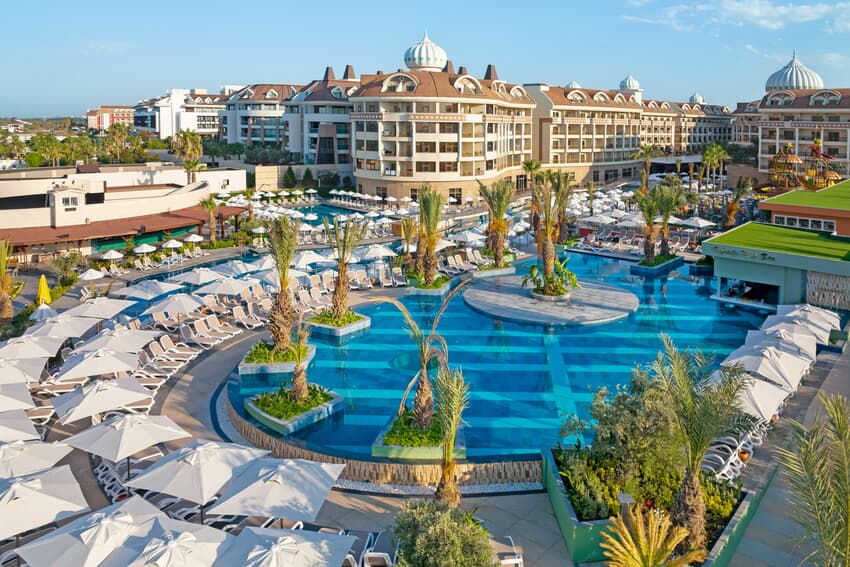 Kirman Belazur Resort Spa