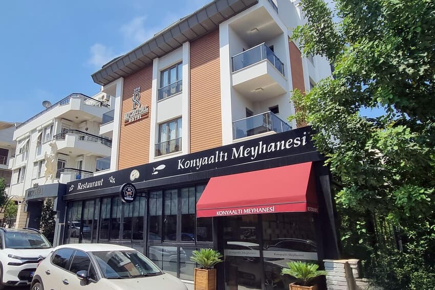 Mic Royal Hotel