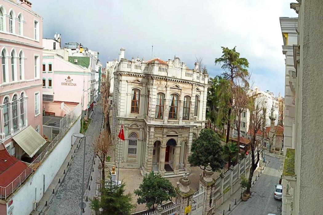 Aldem Hotel