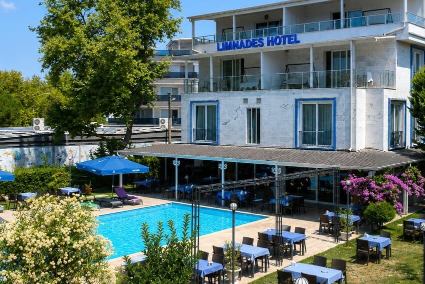 Limnades Hotel