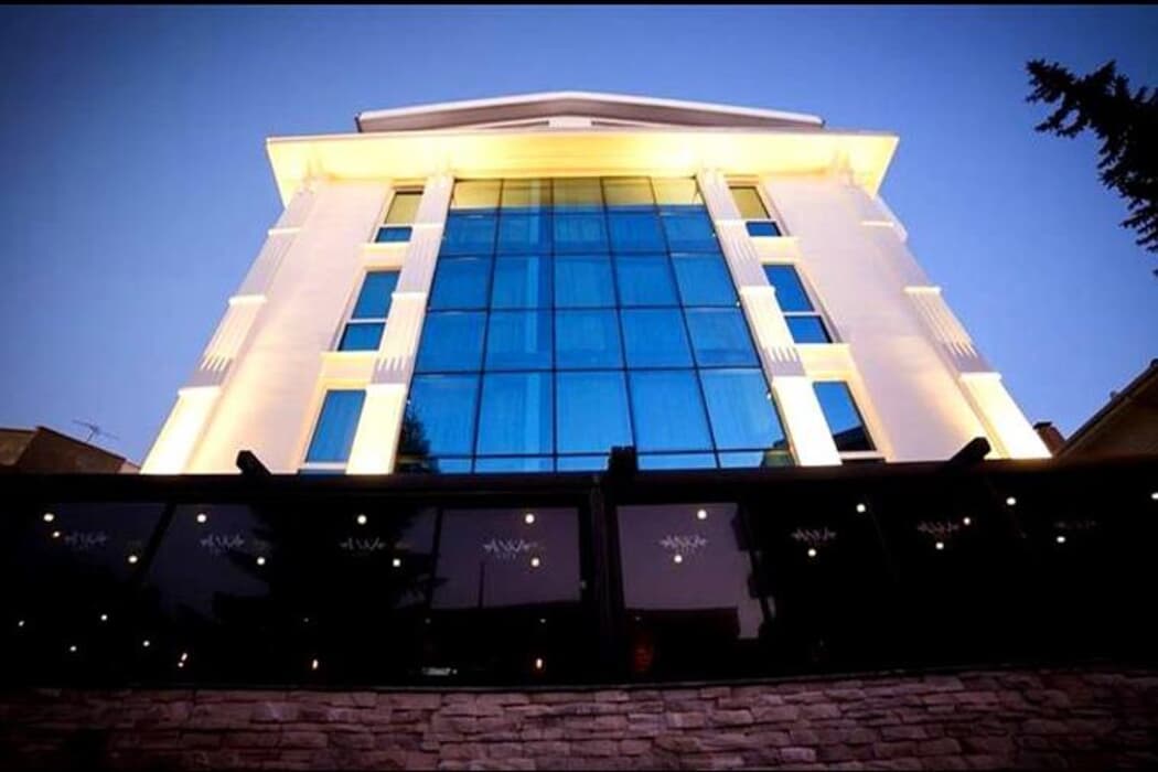 Ankacity Suit Flat