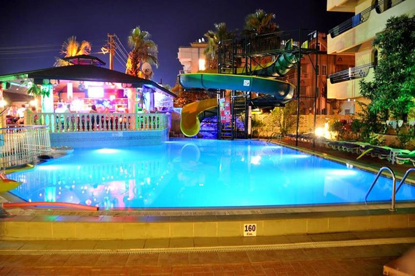 Maxwell Holiday Marmaris