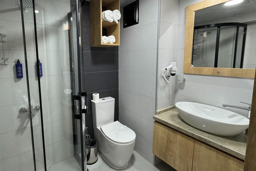 Alican Hotel 1