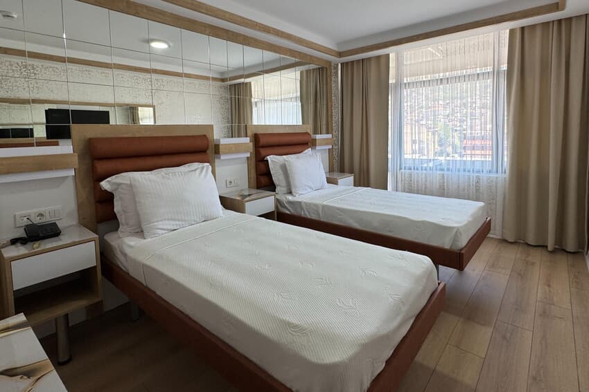 Alican Hotel 1