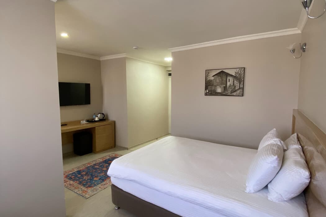 Üç Yıldız Hotel Üç Yıldız Hotel