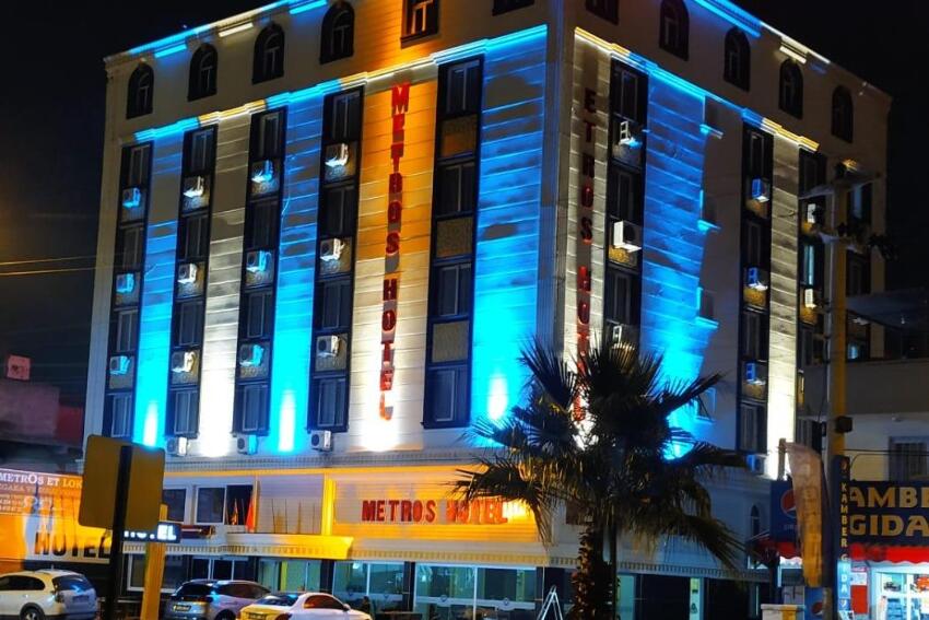 Metros Hotel