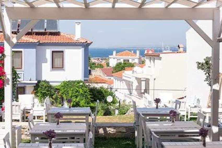 Bi Salkım Bozcaada Otel