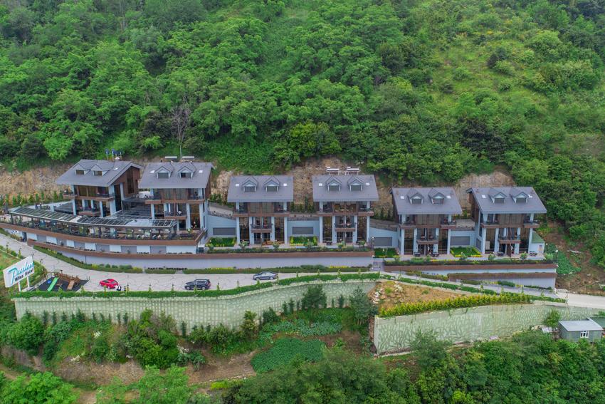 Peerless Villas Hotel