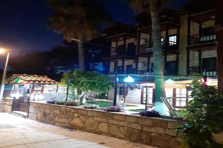 Adalis Boutique Hotel