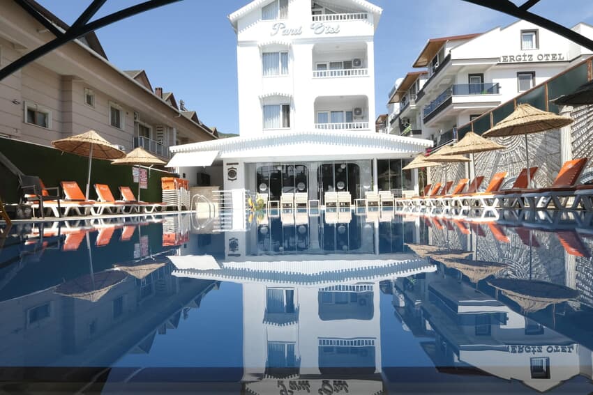 Denizatı Parıl Otel