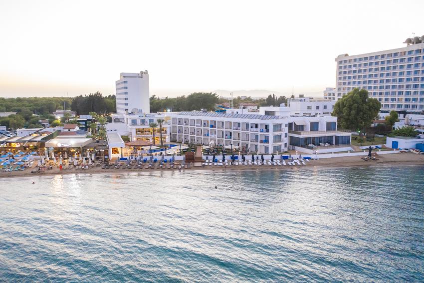 Mimoza Beach Hotel
