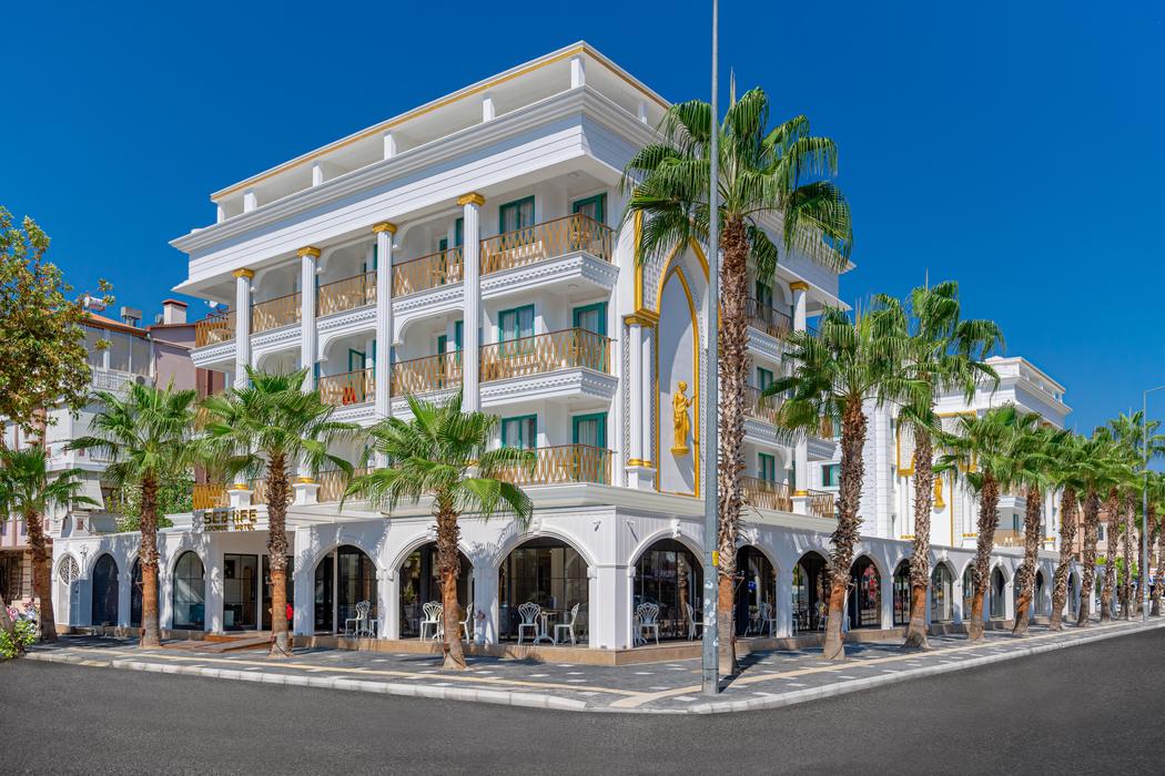 Sealife Lounge Hotel