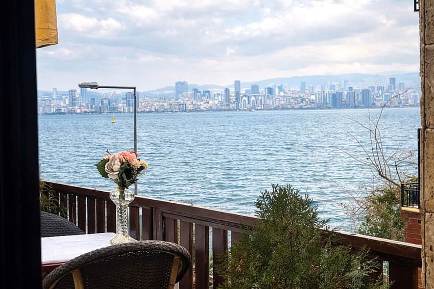 Yalı Otel