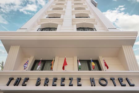 The Breeze Hotel The Breeze Hotel