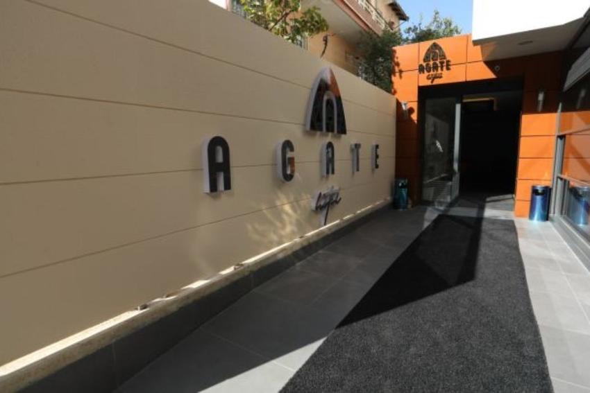 Agate Hotel