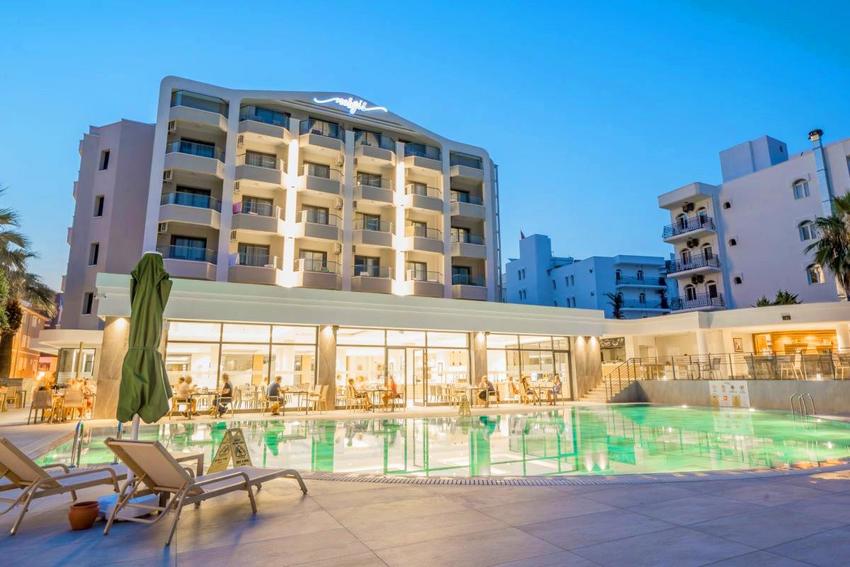 Premier Nergis Beach