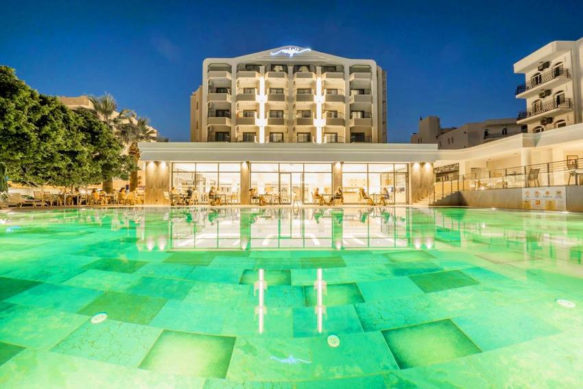 Premier Nergis Beach