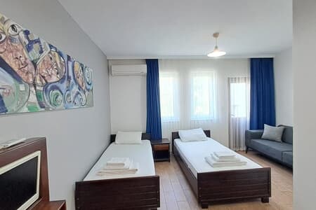 Zeytin Suit Bozcaada