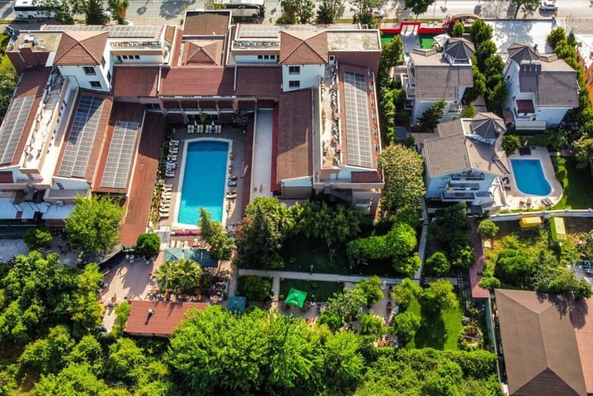 Dg Rose Resort Hotel