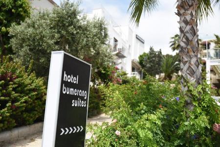 Bumerang Suites Hotel