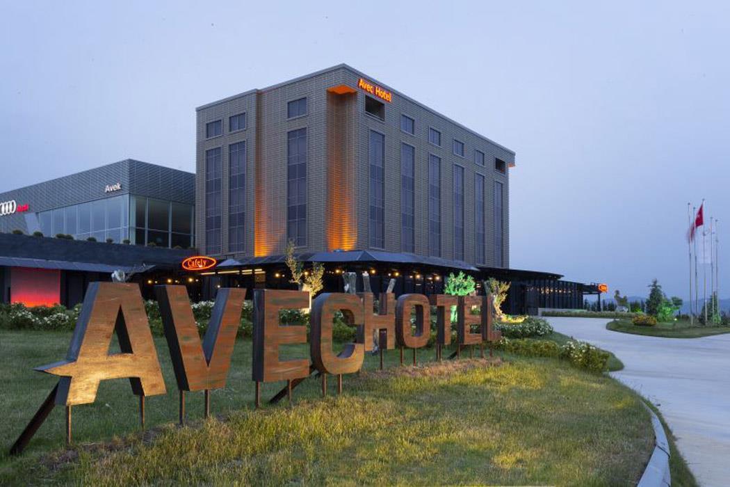 Avec Hotel