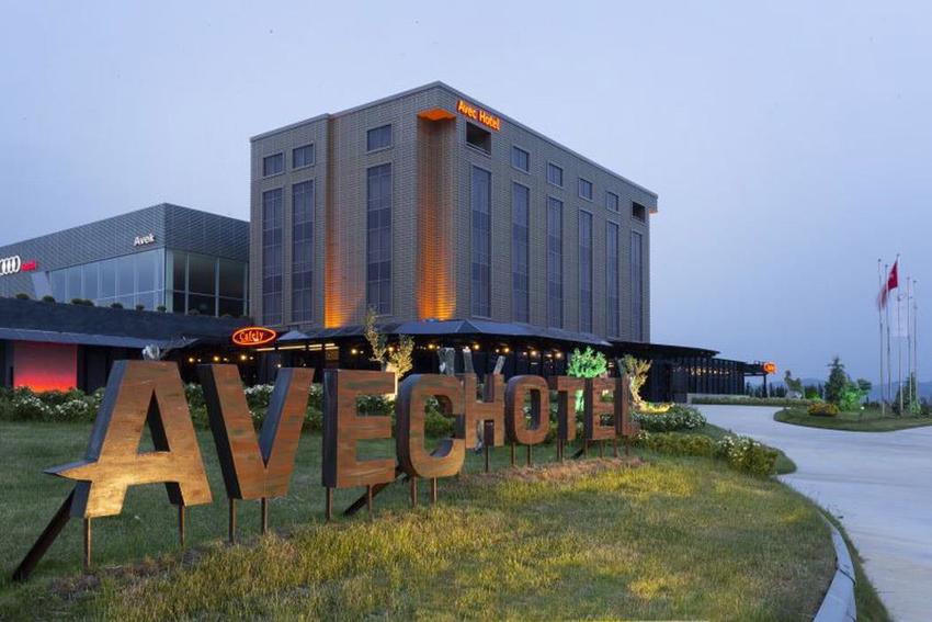 Avec Hotel