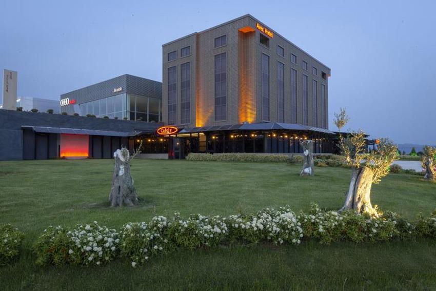 Avec Hotel