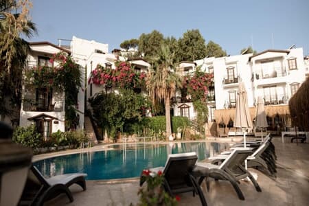 Mare Garden Hotel