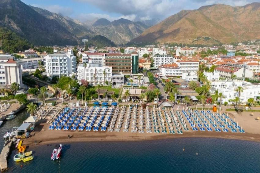 Casablanca Beach +12