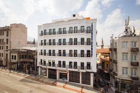 Kar Beyaz Hotel