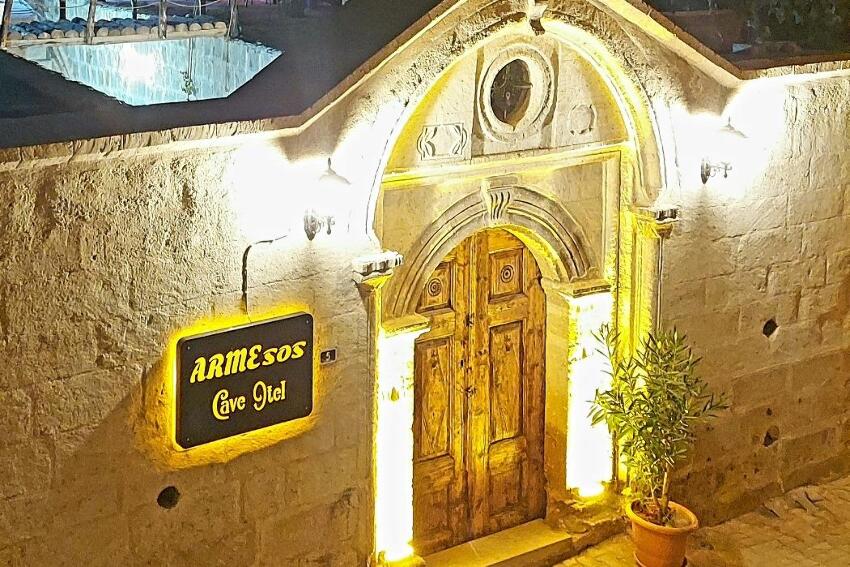 Armesos Cave Hotel