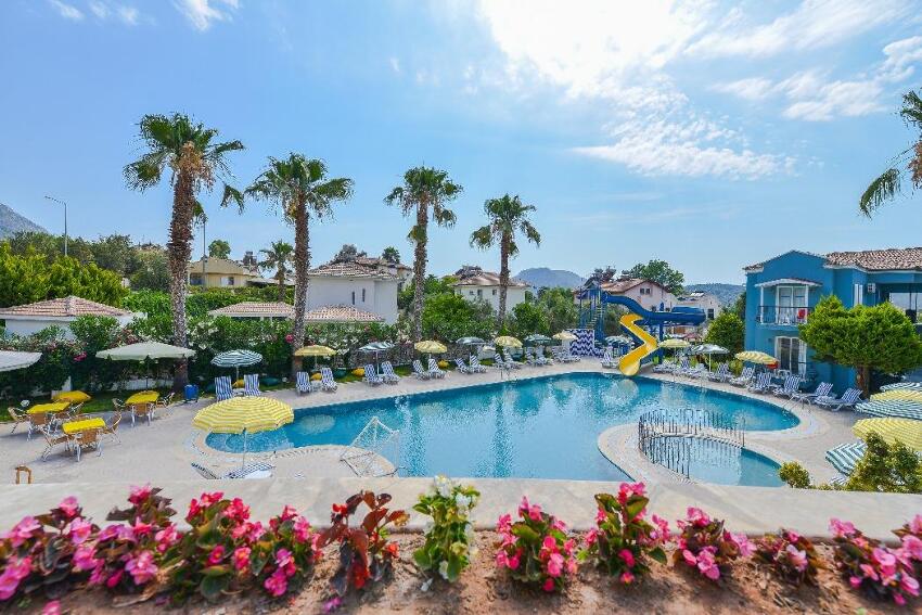 Blue Pearl Hotel Villas