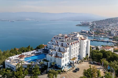 Roseira Beach Resort