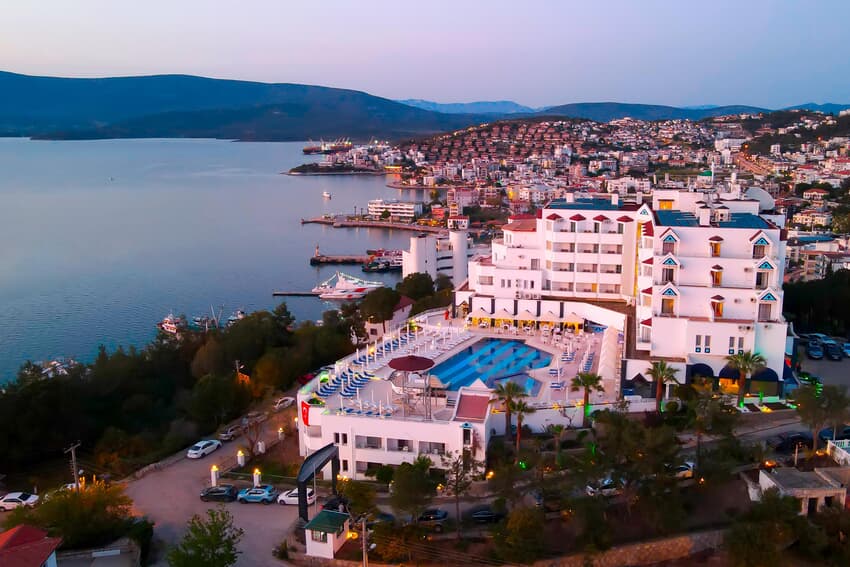 Roseira Beach Resort