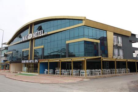 Grand Niki Hotel