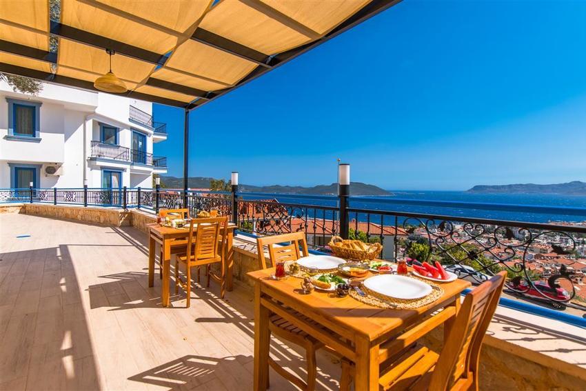 Carpe Diem Suit Hotel