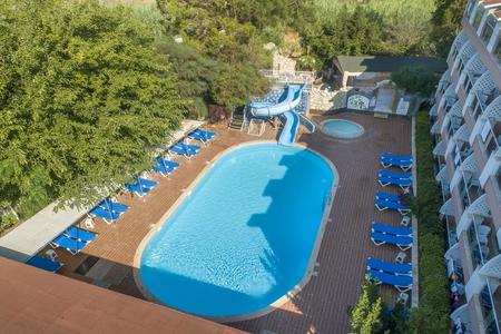 Aperion Beach Otel