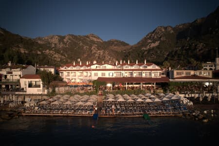 Zeybek Beach Hotel