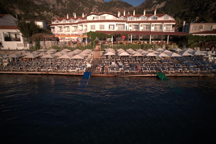 Zeybek Beach Hotel