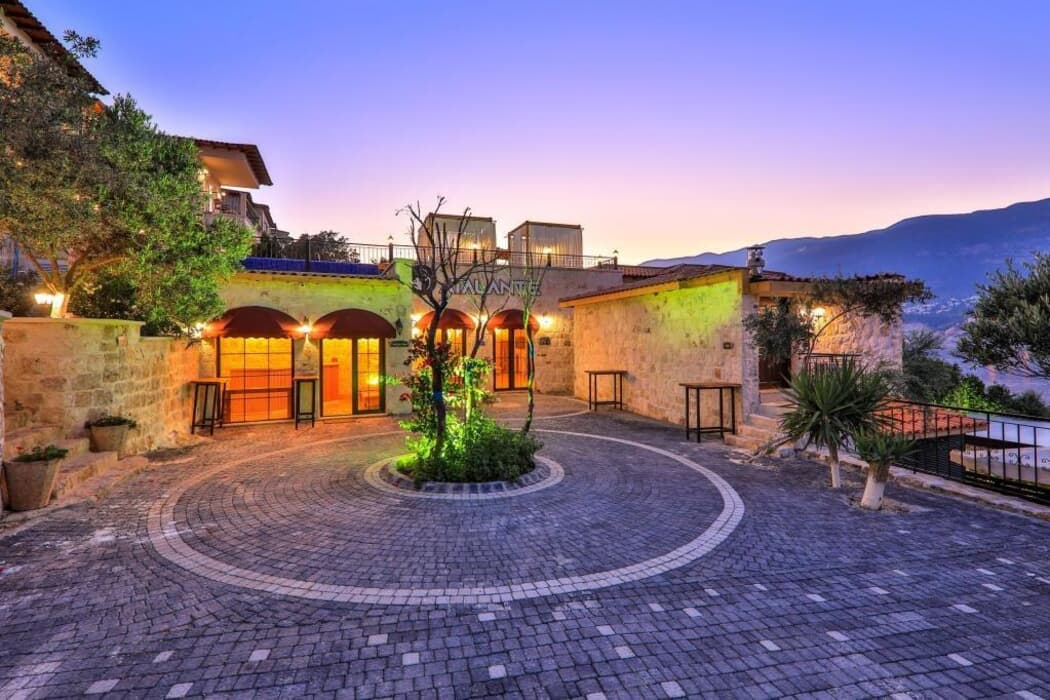 Atalante Hotel