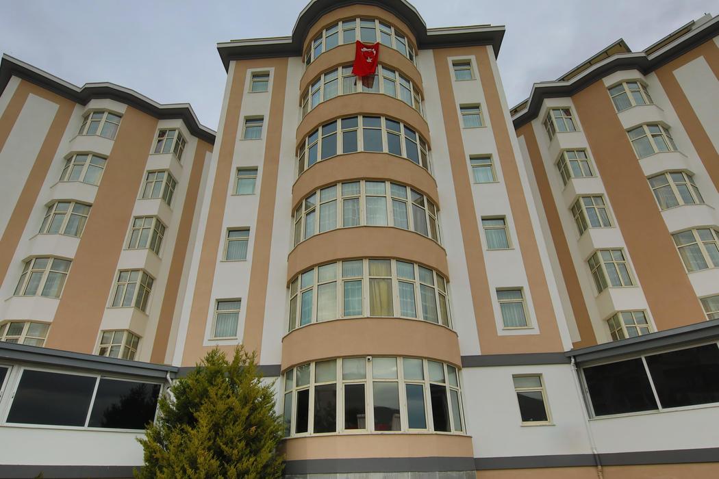 Tiryandafil Otel