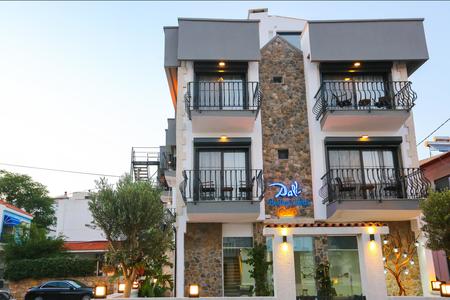 Dali Boutique Hotel