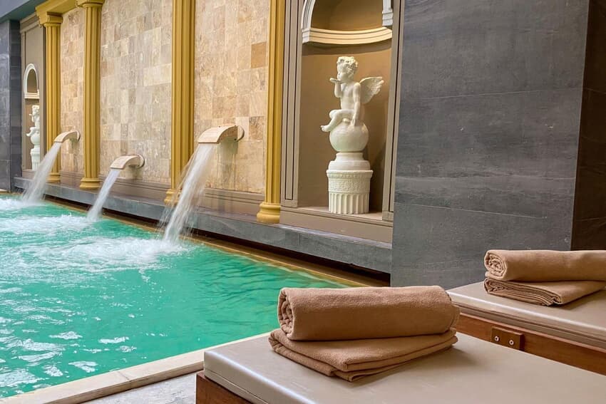 Seven For Life Thermal Hotel