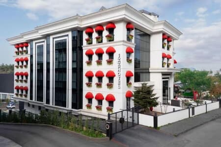İzz Hotel Koşuyolu